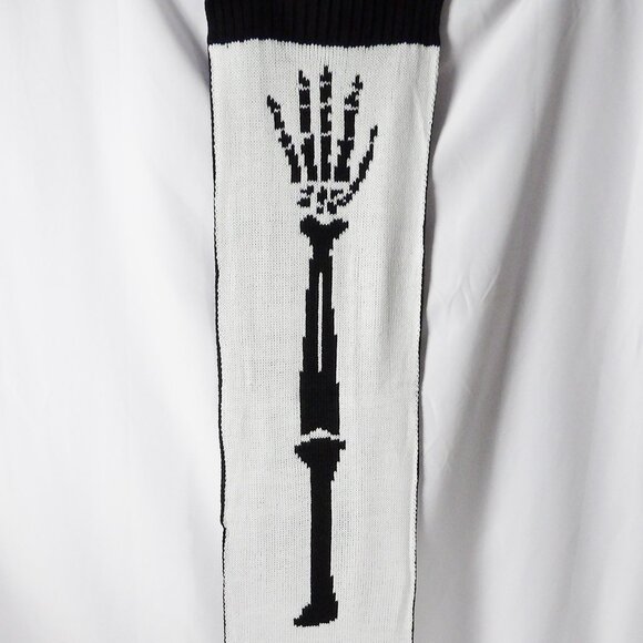 Black & White REVERSIBLE Skelton Arm Scarf NEW - Picture 6 of 7